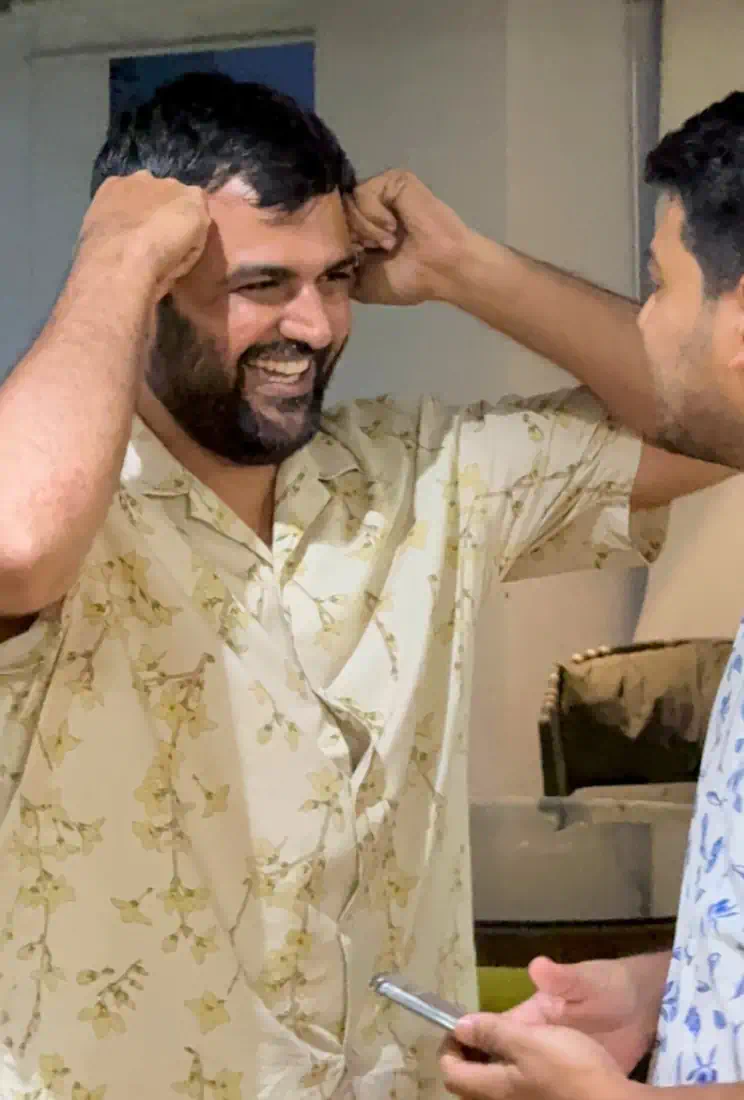 Colleagues having a conversation